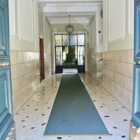 Beautiful Apartment In San Giovanni Close To Colosseo Rom Exterior foto