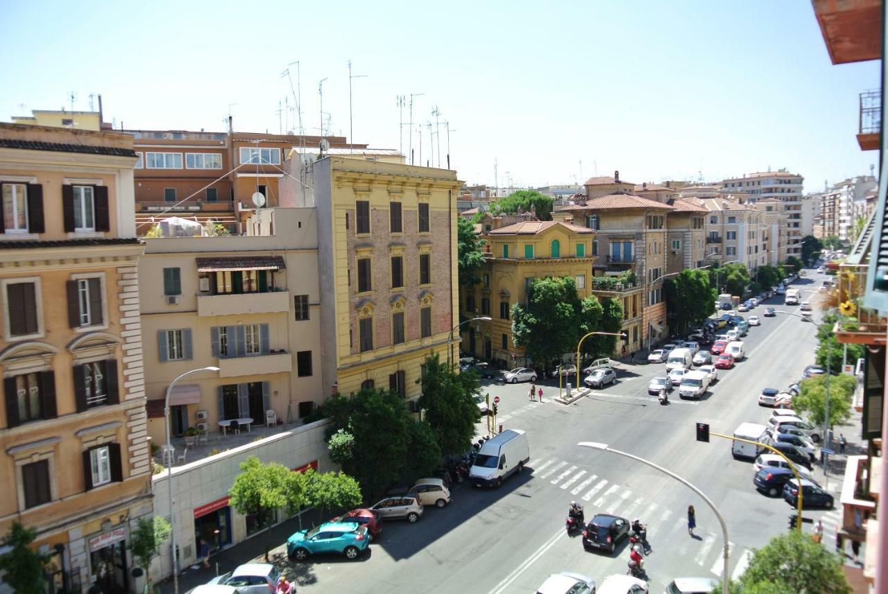 Beautiful Apartment In San Giovanni Close To Colosseo Rom Exterior foto