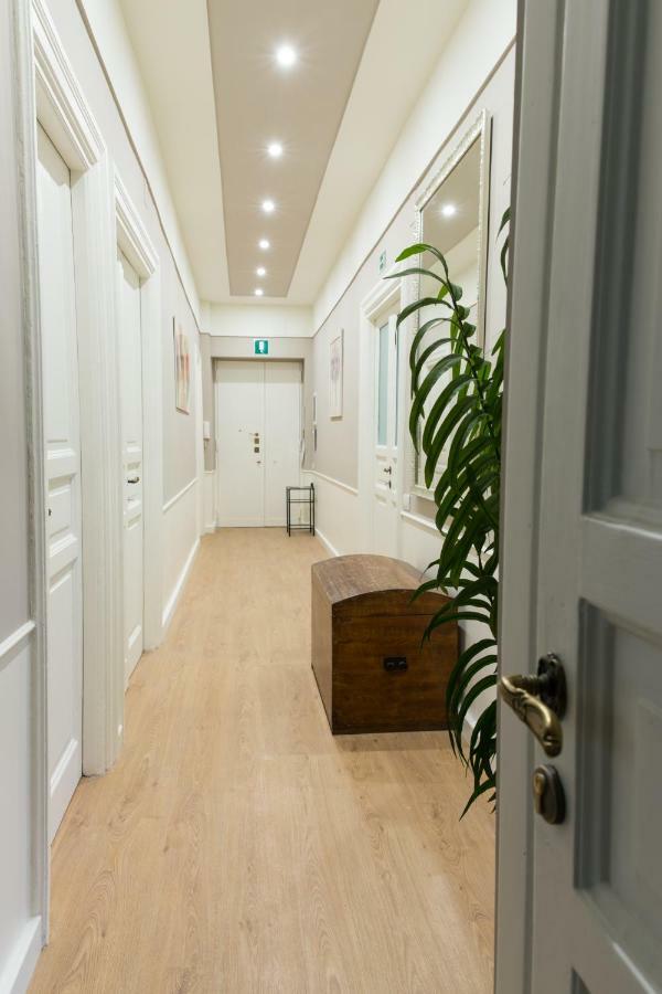 Beautiful Apartment In San Giovanni Close To Colosseo Rom Exterior foto