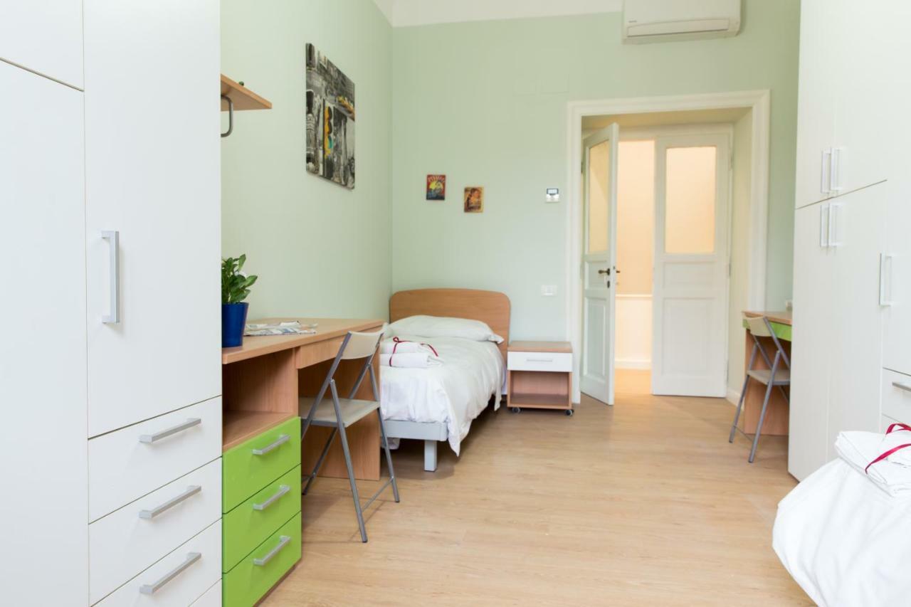 Beautiful Apartment In San Giovanni Close To Colosseo Rom Exterior foto