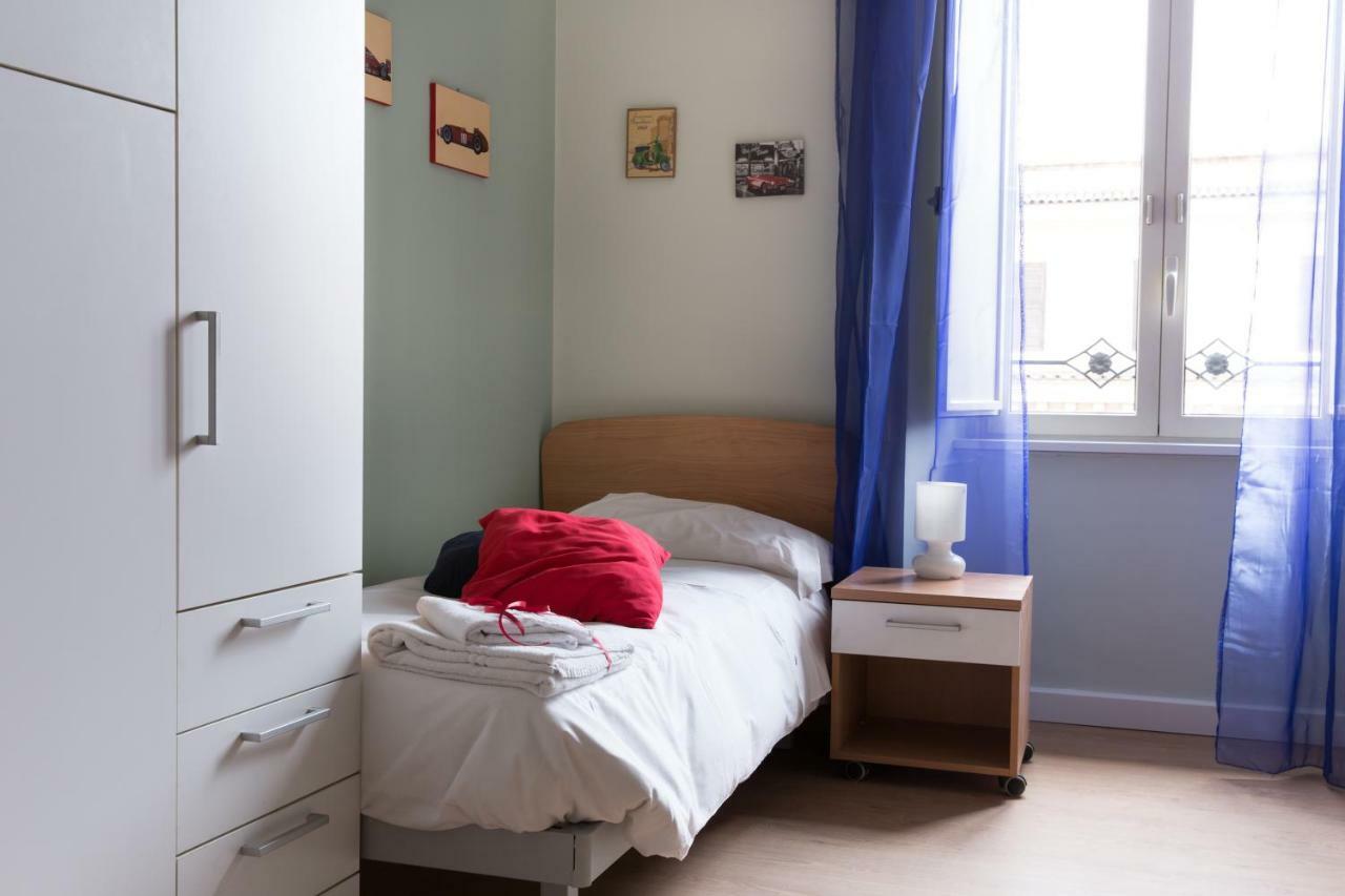 Beautiful Apartment In San Giovanni Close To Colosseo Rom Exterior foto