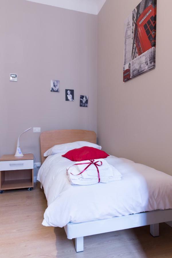Beautiful Apartment In San Giovanni Close To Colosseo Rom Exterior foto